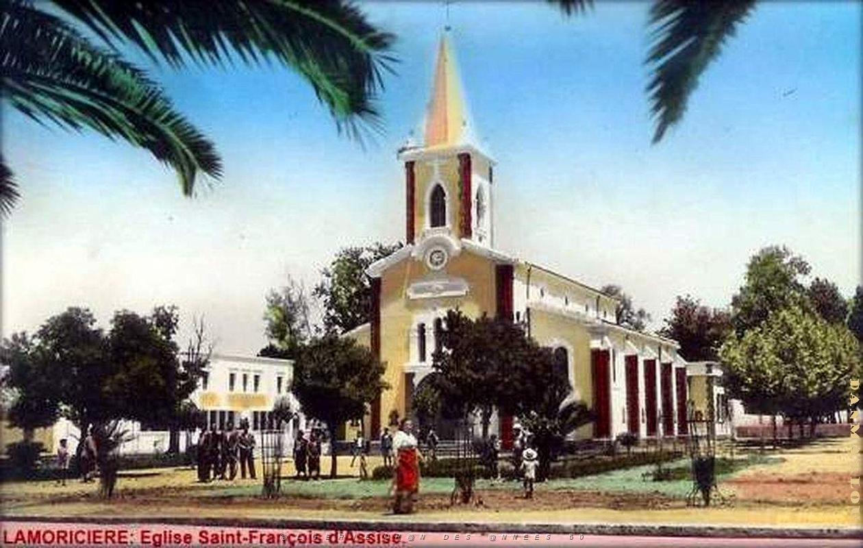 Lamoriciere - Eglise Saint-Francois d'Assise.jpg